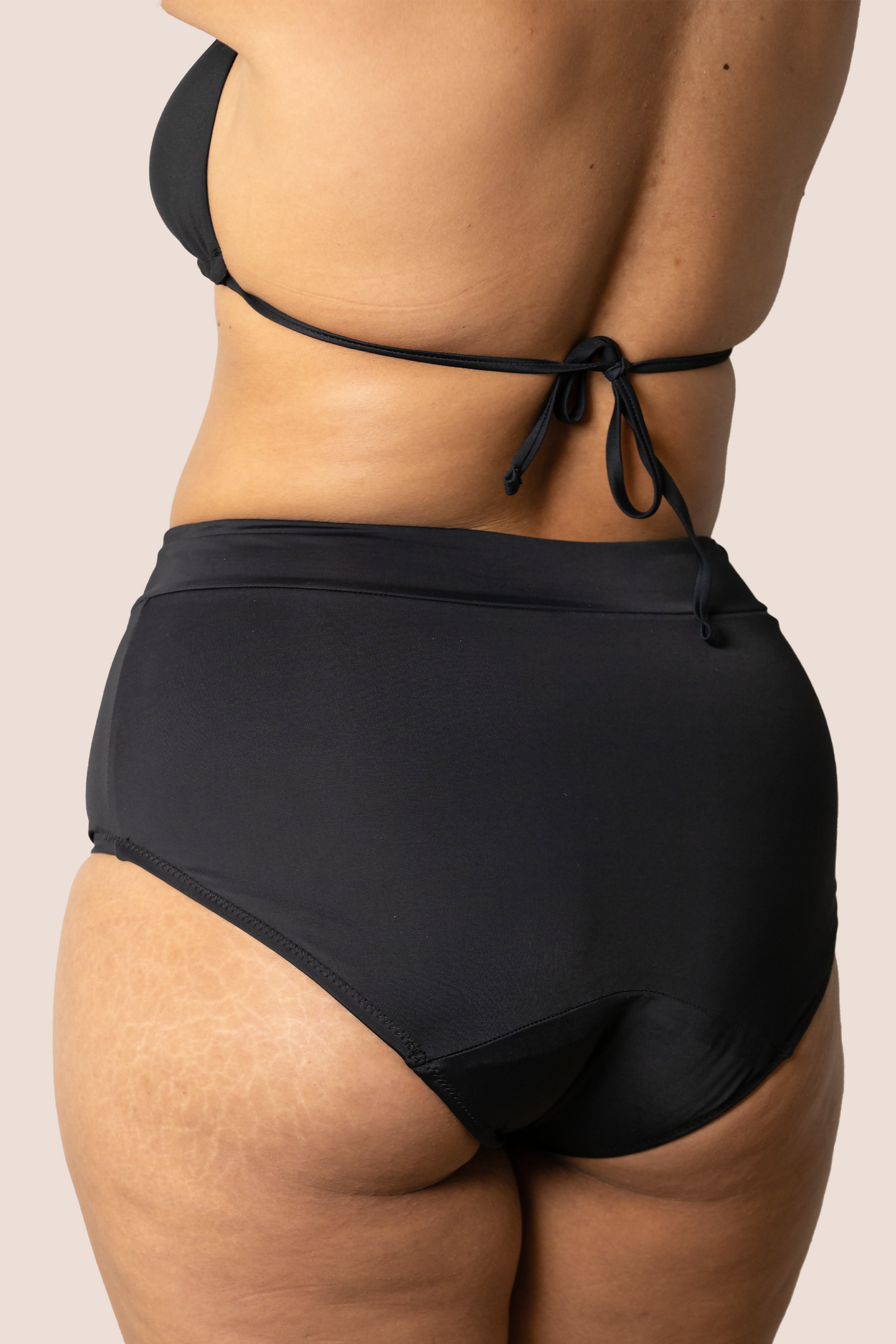 SWIMWEAR HIGH WAIST CLOSE UP GENERAL