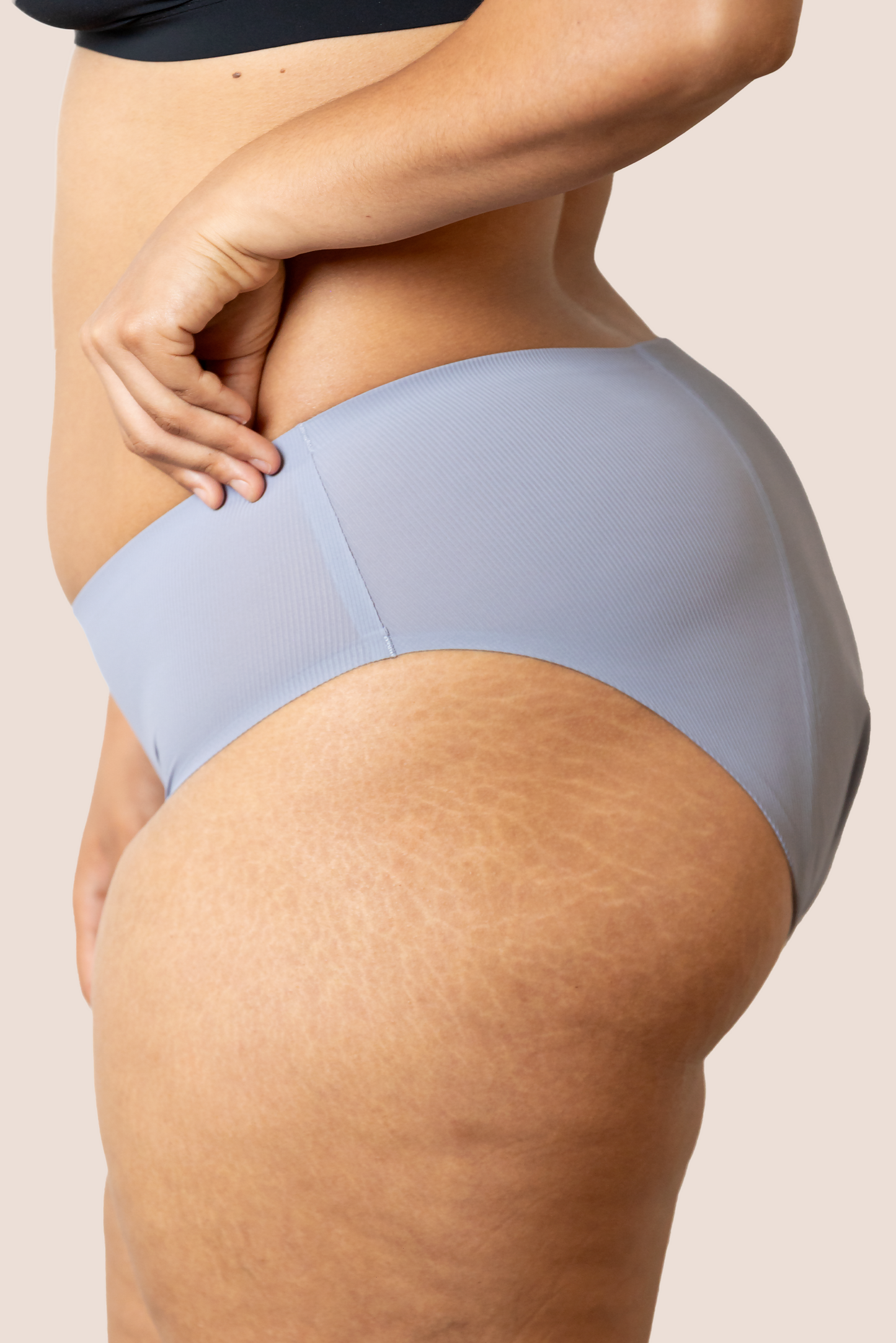 PERIOD PANTY SEAMLESS HIGH WAIST LAVENDER CLOSE UP GENERAL
