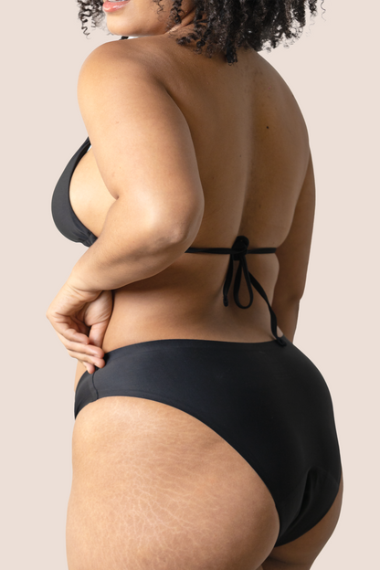 SWIMSUIT SEAMLESS CLOSE UP GENERAL